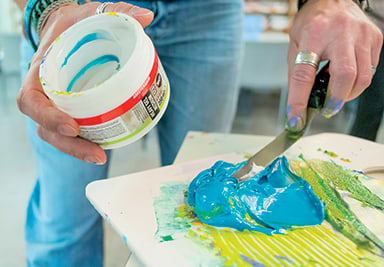 צבע אקריליק אמסטרדם 250 מ"ל - צהוב אדום נאפולי בהיר 292